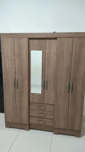 Guarda-Roupa Henn B23 Espelho 6 Portas 3 Gavetas Marrom