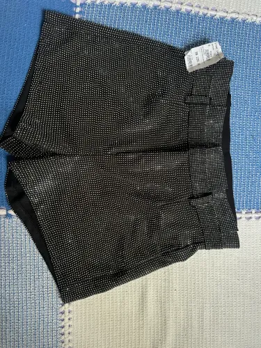 Short de strass brilho cor preto - na etiqueta