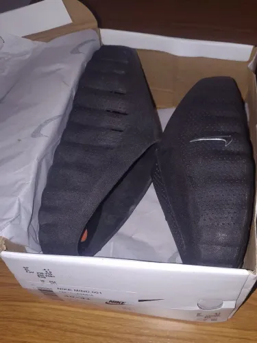Slide Nike Mind 001
