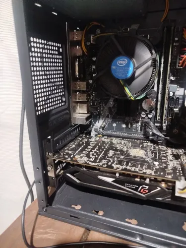 Pc Gamer I5 16gb RX 570 4gb SSD 256gb fonte 500w