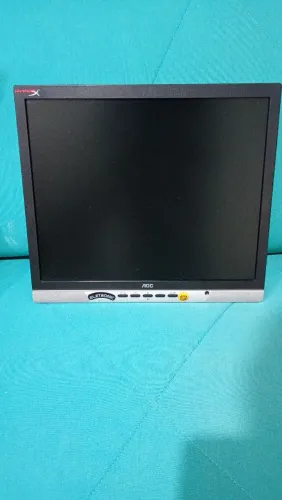 Monitor LCD AOC 17 Polegadas.