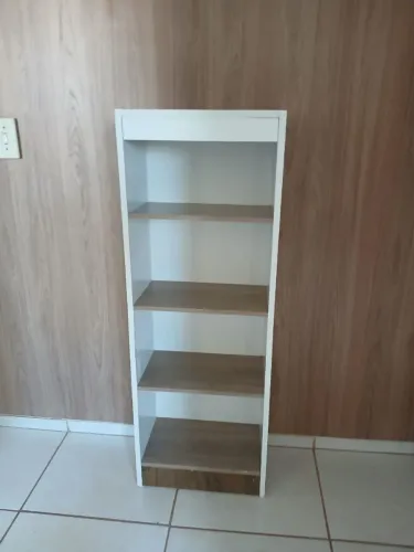 Armário Moderno (100 Reais)