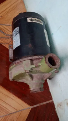 BOMBA D'ÁGUA SCHNEIDER