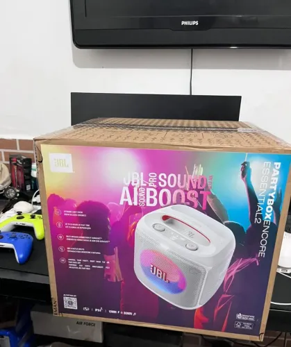 JBL PARTYBOX ENCORE ESSENTIAL 2<br>1350$ <br>Aceito cartão.