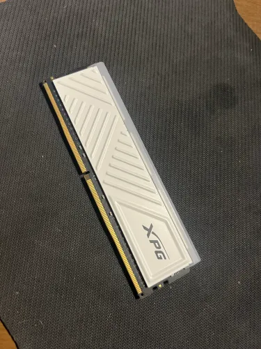 Memória ram ddr4 8gb rgb