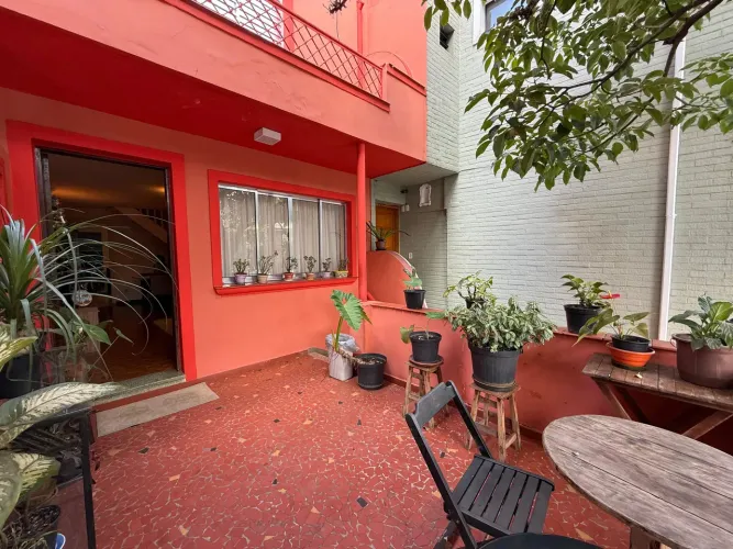 Casa ou comércio na Vila Madalena, com alvará para bar ou casa aconchegante!