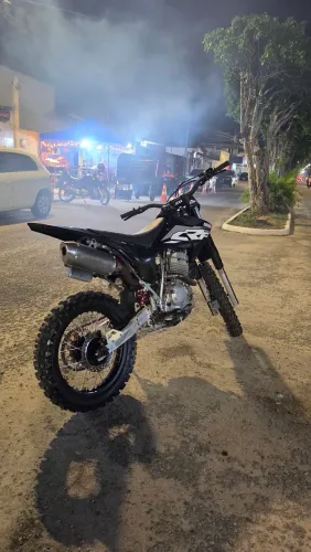 Suzuki DR com motor de Tornado 