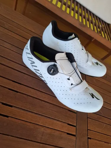 Sapatilha specialized Torch 1.0 Estrada para speed.