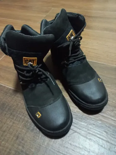 Bota caterpillar 38