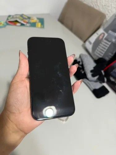iPhone 15