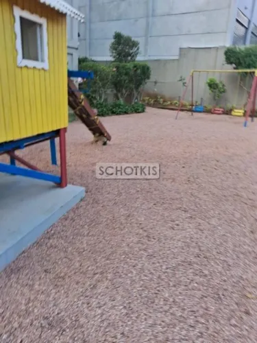 IMOBILIÁRIA SCHOTKIS VENDE EXCELENTE APARTAMENTO 02 DORMITÓRIOS DESOCUPADO, REFORMADO, QUE