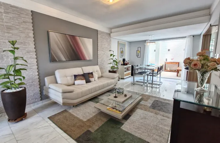 Casa no condomínio Condomínio Village Flamboyant para venda com 3 quartos, sendo 3 suítes,