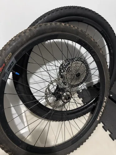 Roda MTB Carbono C30