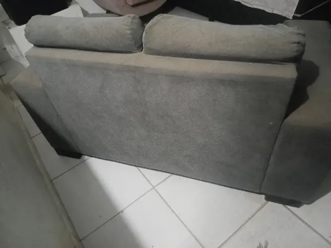 Sofá dois lugares cinza