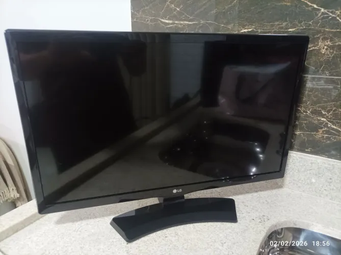 Monitor TV 24