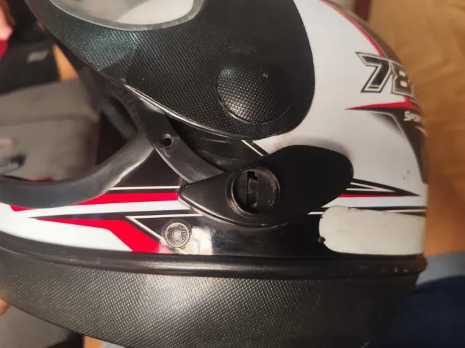 Capacete tamanho 58