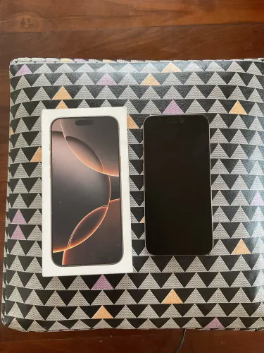 iPhone 16 Pro Max 256gb - Garantia 07/2026