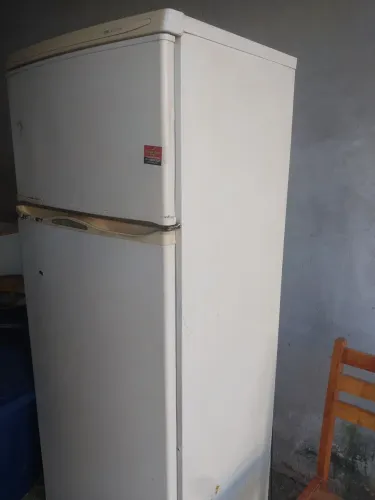 Vendo geladeira usada