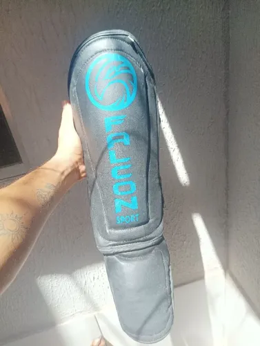 Caneleira de muay Thai ( m)