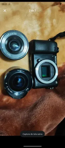 Vendo Câmera Sony a6000