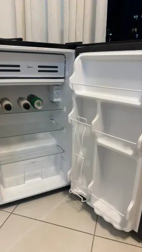 Frigobar Midea