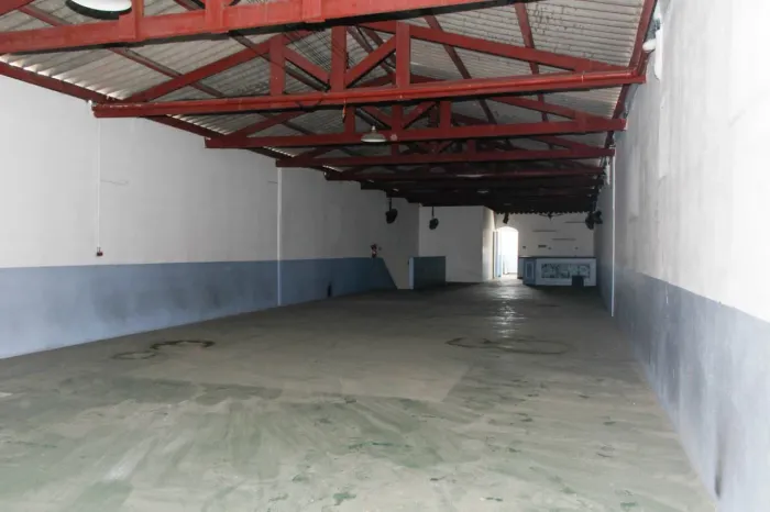 Sobreloja na Rua Iugoslávia, 122 280 m²