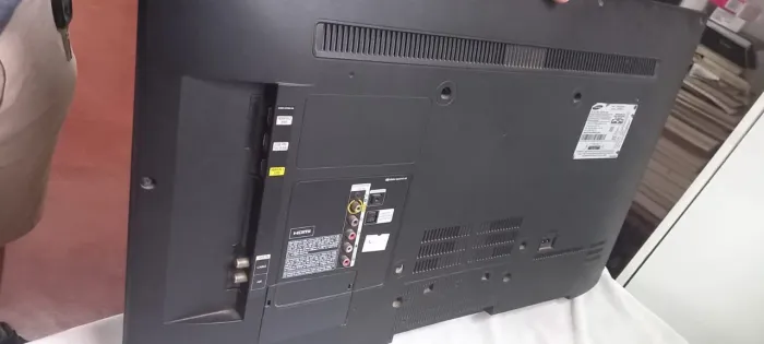 TV Samsung 32 polegadas não é smart