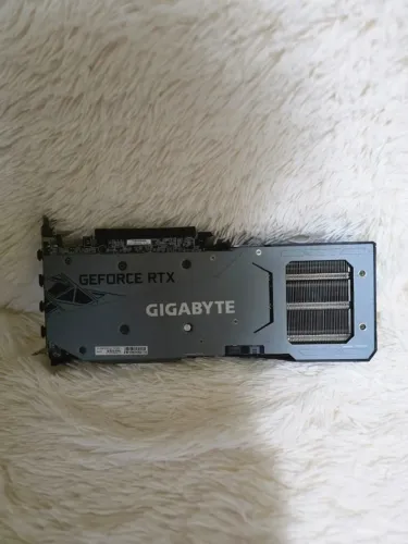Placa De Vídeo Gigabyte Geforce Rtx 3060ti Na Caixa Original (Usado)