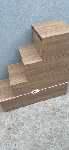 Escadinha de MDF com gavetas - mini biblioteca infantil