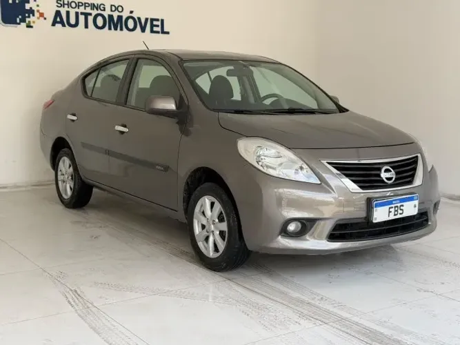 Nissan Versa SL 1.6 16V Flex Fuel 4P Mec. 2013