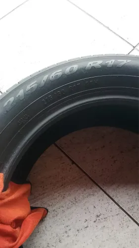 Pneu de carro