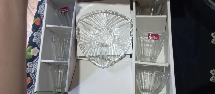 Vendo utensílios de casa.