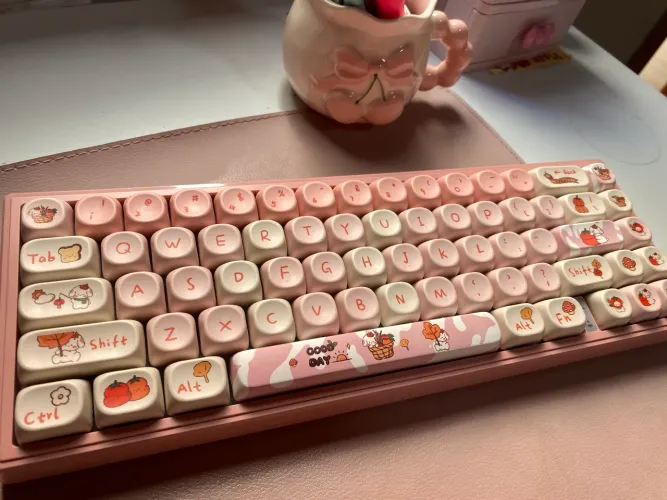 teclado feminino RGB NOVO 