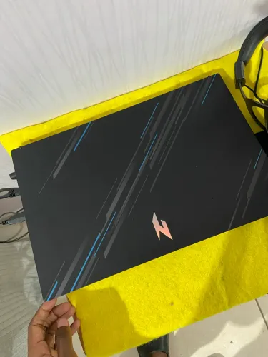 ACER NITRO V15