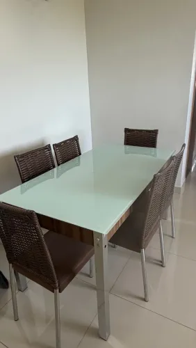 MESA SEMINOVA 6 cadeiras