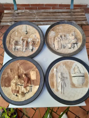 Antiguidade conjunto de 4 pratos cenários medievais alemãs 