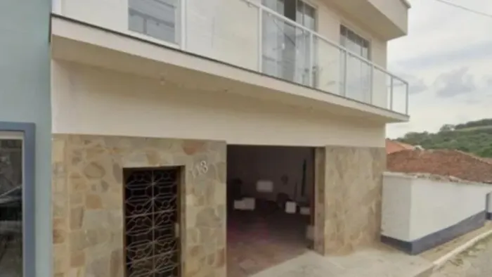 Leilão - Comercial - De R$450.000,00 Por R$225.000,00