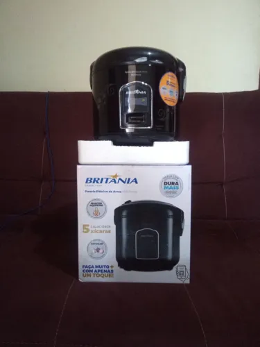 Panela Elétrica de Arroz 5 xícaras 127V, 10 × C. Crédito