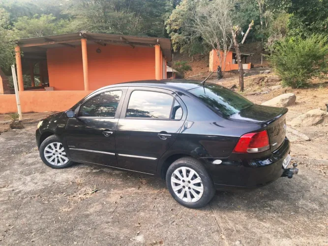Volkswagen Voyage Comf/highli. 1.6 MI T.flex 8V 4P 2010