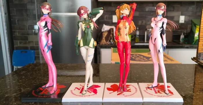 Evangelion Asuka e Mari Action Figures Estátuas do Anime