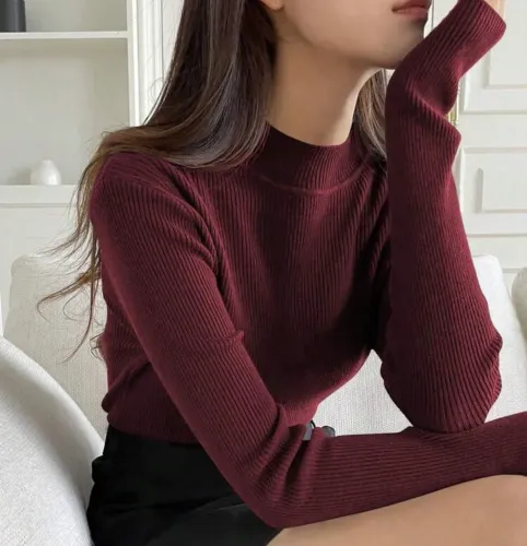 blusa canelada vinho