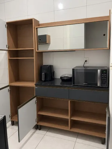 Armário de cozinha completa, em bom estado , pra vender rápido
