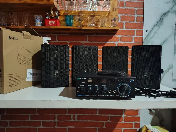 Kit Som ambiente Bluetooth USB SD com 4 caixinhas. novo. 90 wts. leia?