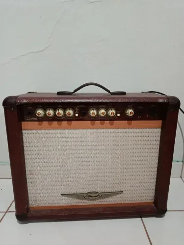 Amplificador de guitarra ONEAL
