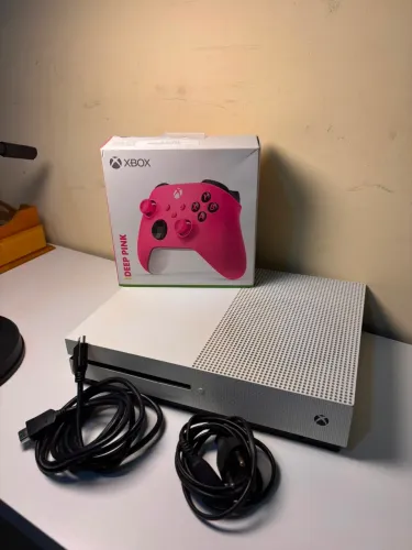 Xbox one S + Controle Series S