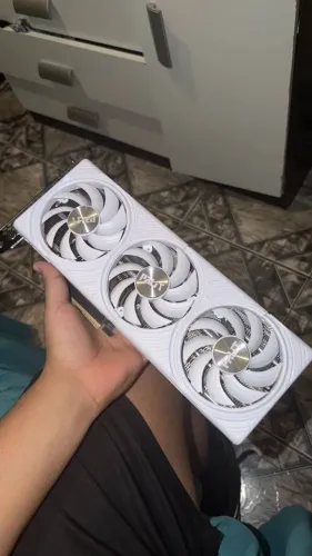 Rtx 5070 12 gb Palit (Usada/Excelente)