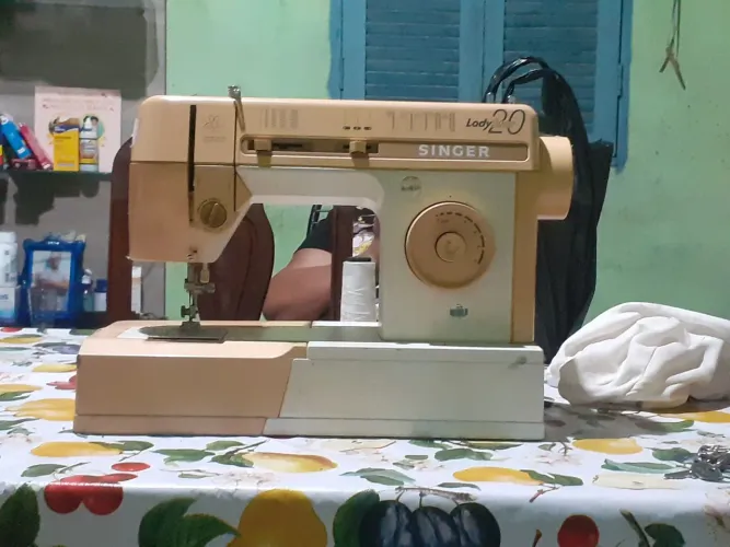 Maquina de costura