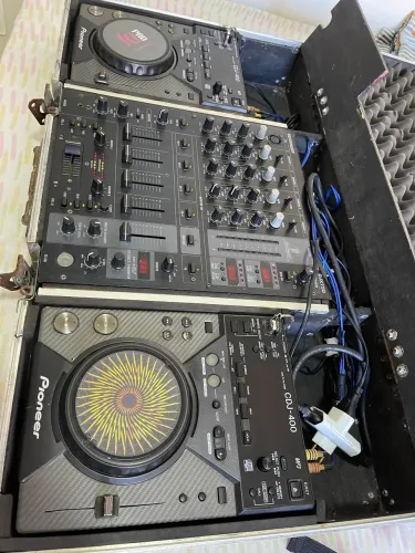Kit DJ Pioneer CDJ-400 + Mixer DJX750 + Case Profissional Completo