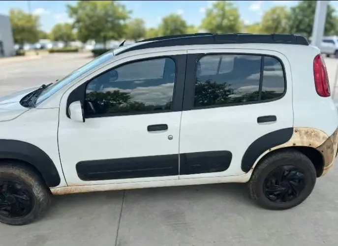 Fiat Uno Mille WAY Economy 1.0 F.flex 4P 2013