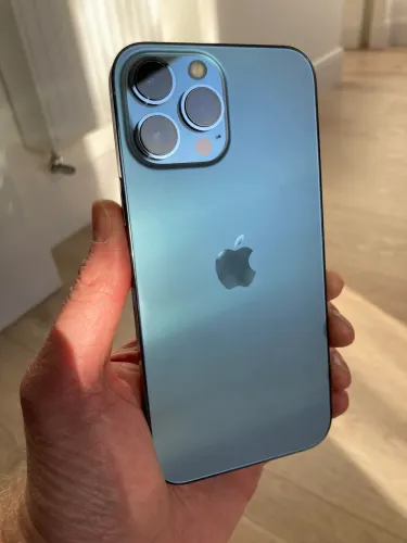 Troco iPhone 13 Pro Max 256 por Samsung S25